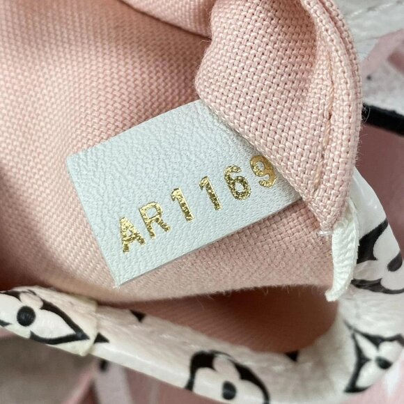 Auth LOUIS VUITTON Neverfull MM M44567 Rouge Giant Monogram AR1169 Tote Bag - Picture 14 of 16